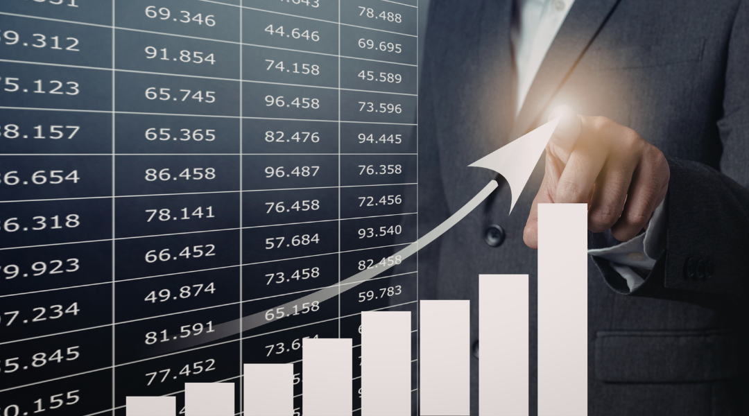 Crecimiento financiero de Nomadar con ingresos proyectados para 2026 y fondos propios superiores a 7 millones de dólares.